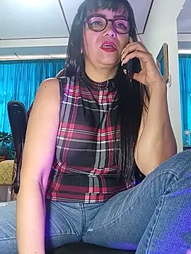 kelly dirty  online show from June 11, 2026, 7:55 pm