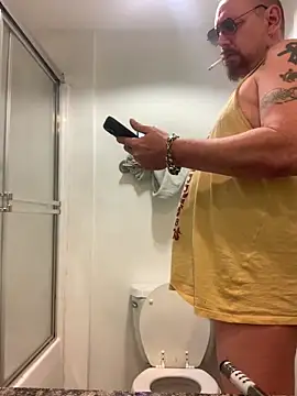 Snapshot of Littledick007007 chatting on February 10, 2026, 12:59 pm Littledick007007 online show from February 10, 2026, 12:59 pm