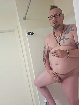 Snapshot of Littledick007007 chatting on October 12, 2025, 7:37 pm Littledick007007 online show from October 12, 2025, 7:37 pm