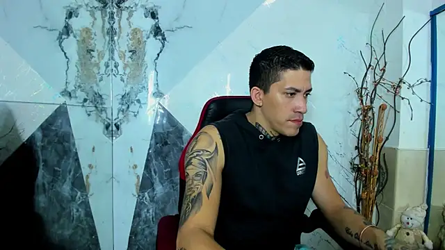 Snapshot of yeckodream chatting on December 14, 2025, 4:29 am yeckodream online show from December 14, 2025, 4:29 am