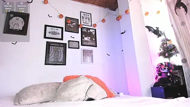 gothic do11 online show from December 29, 2024, 6:05 pm