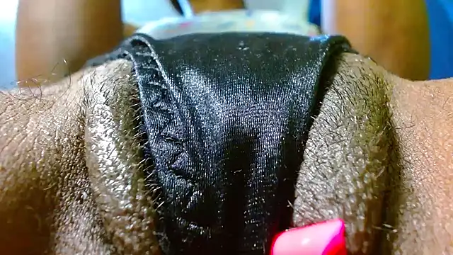 Snapshot of bethanywilson_23 chatting on March 9, 2026, 4:43 pm bethanywilson 23 online show from March 9, 2026, 4:43 pm