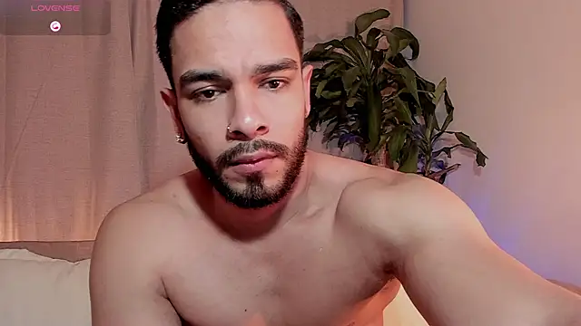 Josseph1  online show from November 17, 2025, 10:47 pm