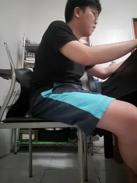 ksshp9502 online show from November 12, 2025, 5:06 pm