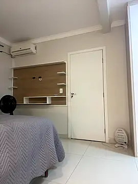 AliceStone19 online show from October 27, 2025, 5:25 pm