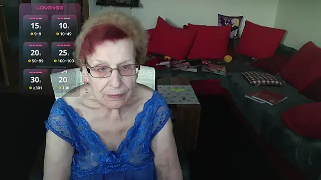 HeisseomaOriginal online show from January 11, 2026, 8:10 am