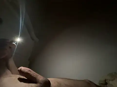 man cum21 online show from May 7, 2026, 11:30 pm