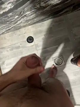 Snapshot of man_cum21 chatting on March 10, 2026, 10:47 pm man cum21 online show from March 10, 2026, 10:47 pm