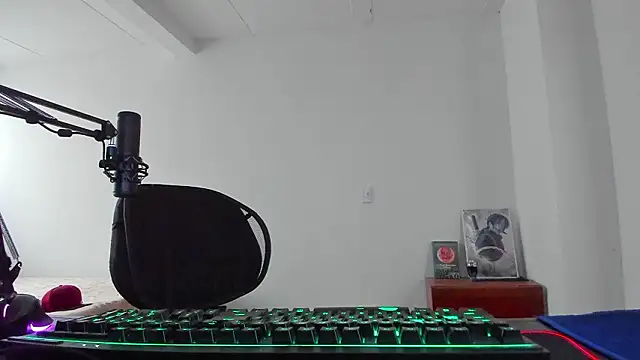 Headhunterdz online show from March 8, 2026, 10:24 pm