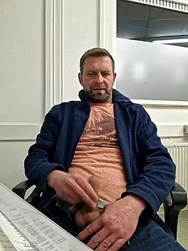 Mjn34 online show from February 26, 2025, 6:40 am