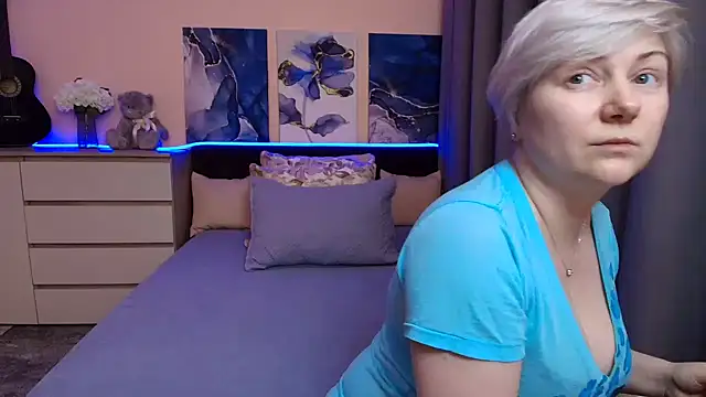 BlondPearl online show from June 27, 2026, 8:59 pm