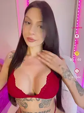 Sassy-Susie online show from June 3, 2026, 1:34 pm