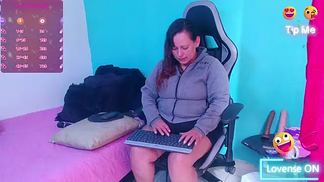Diana Lozano online show from June 25, 2026, 5:18 pm