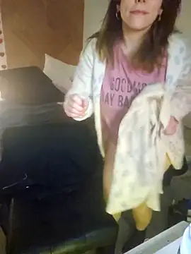 Ellie-L-Elizabeth online show from February 22, 2026, 6:27 am