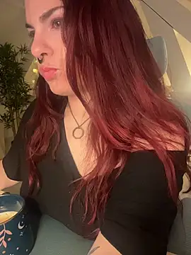 LunaMoongirl online show from November 29, 2025, 5:18 am