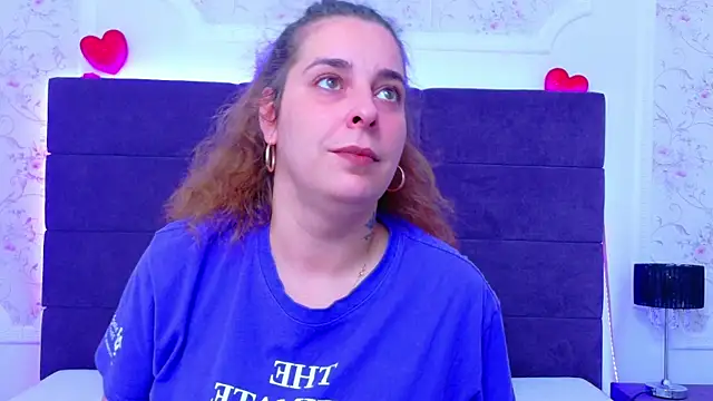 KarinaNoir online show from May 16, 2026, 4:11 am