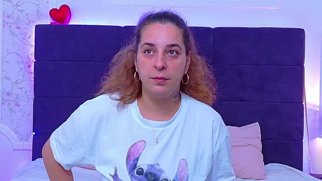 KarinaNoir online show from July 13, 2026, 3:50 am