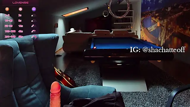 shachatteof online show from October 10, 2025, 8:37 am