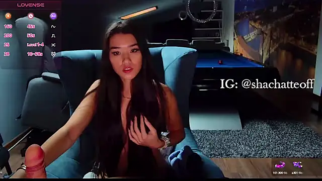 shachatteof online show from October 15, 2025, 8:33 am