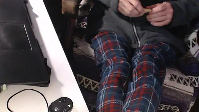 Snapshot of QueenDenizeAndTheCaptain chatting on October 9, 2025, 6:25 am QueenDenizeAndTheCaptain online show from October 9, 2025, 6:25 am