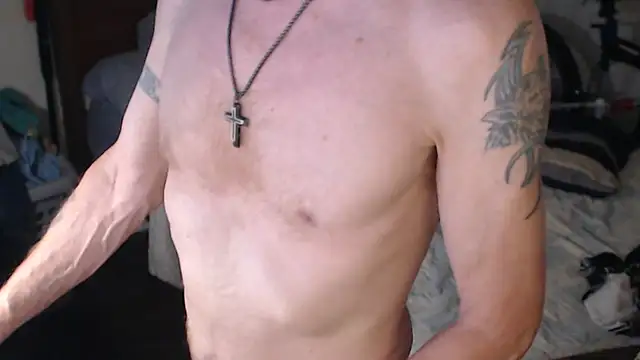 Snapshot of QueenDenizeAndTheCaptain chatting on September 10, 2025, 3:27 am QueenDenizeAndTheCaptain online show from September 10, 2025, 3:27 am