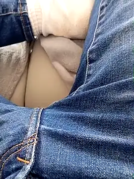 mickzizi online show from March 21, 2025, 9:12 am