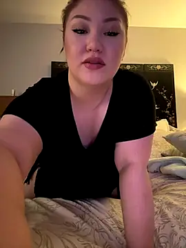 RosieDixx online show from December 4, 2024, 8:50 am