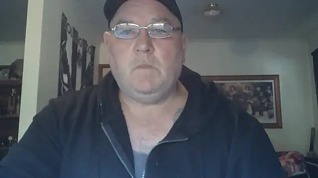 HOTANAL online show from October 9, 2025, 10:54 pm