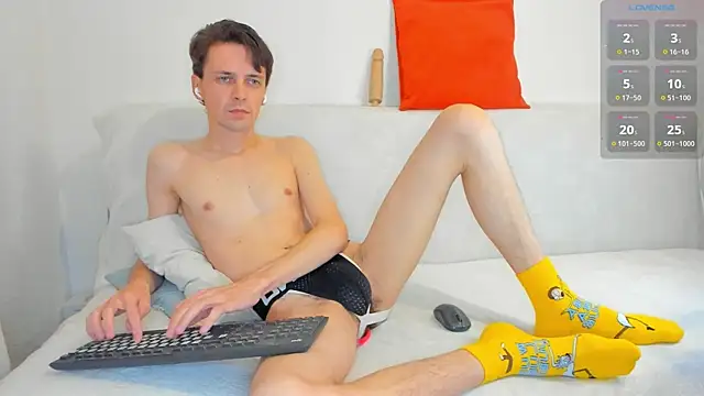 Snapshot of Jasper_Sun chatting on November 5, 2025, 9:29 pm Jasper Sun online show from November 5, 2025, 9:29 pm