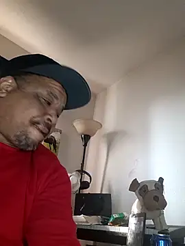 yellowwetfox online show from March 17, 2025, 11:24 pm