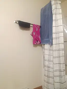 Snapshot of yellowwetfox chatting on March 3, 2026, 2:13 pm yellowwetfox online show from March 3, 2026, 2:13 pm