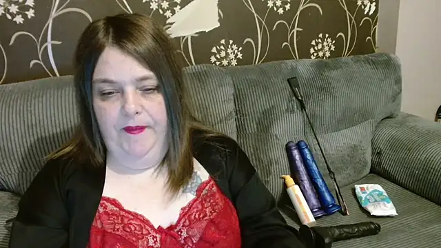 Snapshot of HouseWifeWhore_Milf chatting on February 26, 2026, 11:05 pm HouseWifeWhore Milf online show from February 26, 2026, 11:05 pm