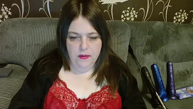 Snapshot of HouseWifeWhore_Milf chatting on March 16, 2026, 11:18 pm HouseWifeWhore Milf online show from March 16, 2026, 11:18 pm