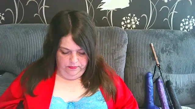 Snapshot of HouseWifeWhore_Milf chatting on April 19, 2026, 1:34 pm HouseWifeWhore Milf online show from April 19, 2026, 1:34 pm