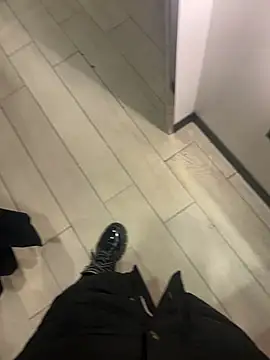 CrazzyChicks online show from February 23, 2026, 5:41 am