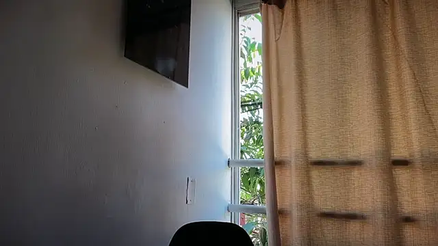 romeolovedark online show from July 11, 2026, 1:55 pm