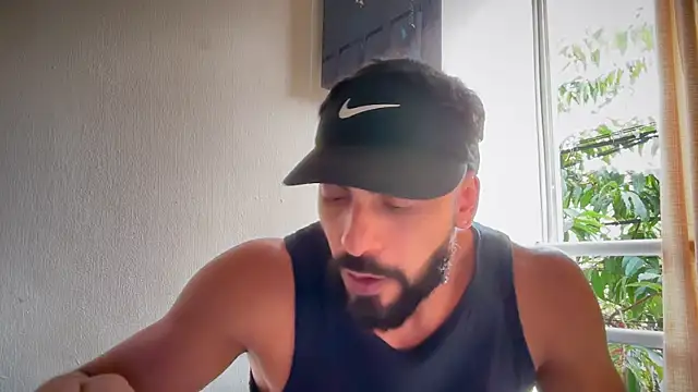 romeolovedark online show from July 17, 2026, 7:11 pm