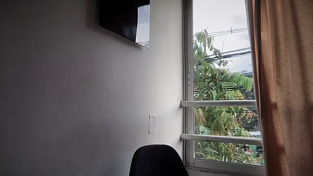 romeolovedark online show from February 5, 2026, 10:49 pm