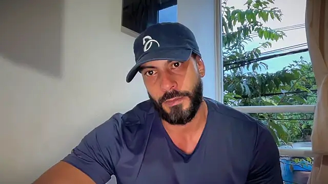 romeolovedark online show from July 19, 2026, 11:23 pm