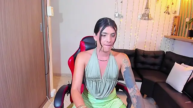 ximena22love online show from June 8, 2026, 9:15 pm