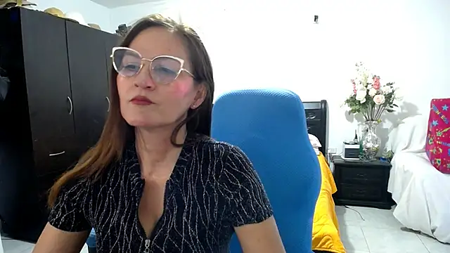 Xiimen online show from October 16, 2025, 10:07 pm