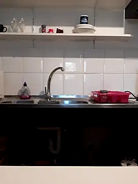 Moi Lina online show from February 8, 2026, 2:59 pm