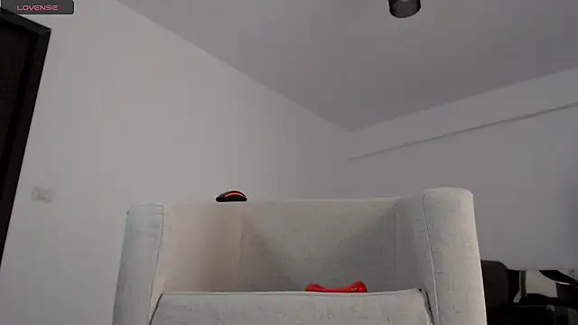 Goddess Tina online show from May 3, 2026, 3:04 pm