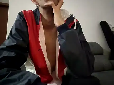 oliverboy wink online show from February 12, 2025, 4:33 am