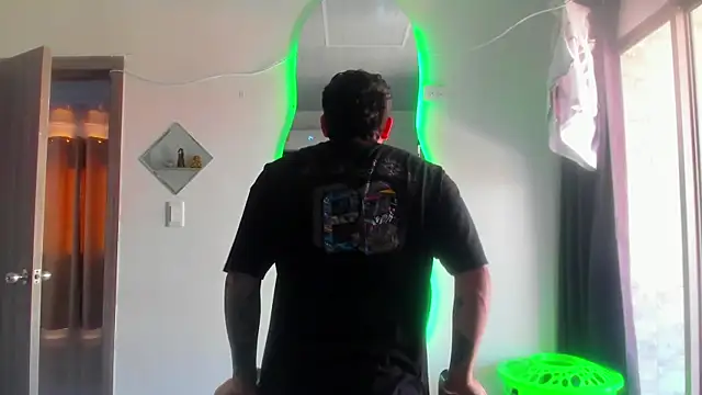 Kris Khalifa69 online show from June 10, 2026, 4:41 pm