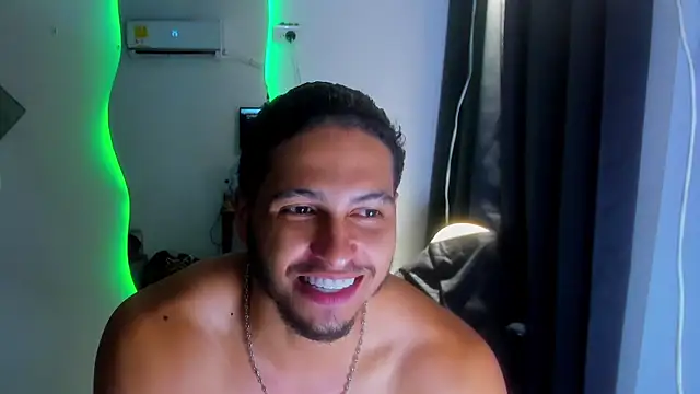 Kris Khalifa69 online show from June 14, 2026, 2:24 am