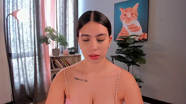 LiaPearce online show from July 30, 2026, 1:54 pm