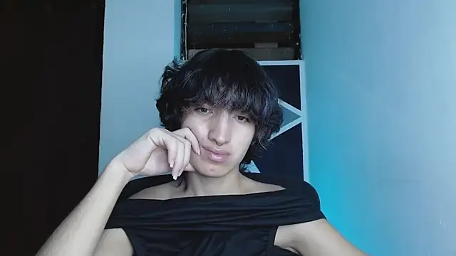 Snapshot of littlextreme chatting on May 10, 2026, 1:53 am littlextreme online show from May 10, 2026, 1:53 am
