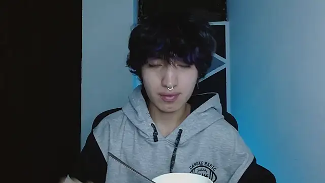 littlextreme online show from February 4, 2026, 5:46 am