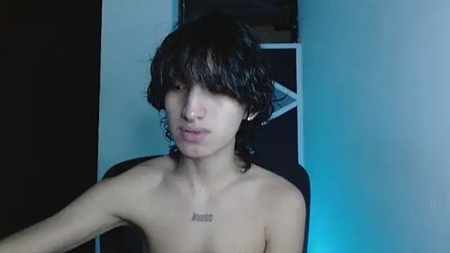 Snapshot of littlextreme chatting on June 9, 2026, 3:29 am littlextreme online show from June 9, 2026, 3:29 am